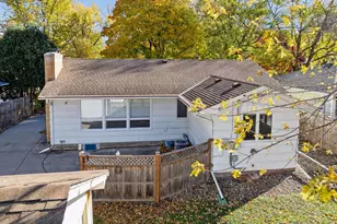 1410 Hillsboro Ave S, Saint Louis Park, MN 55426 - Photo 34