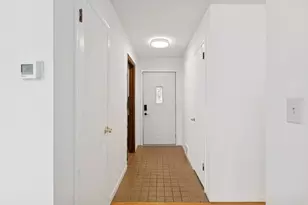 1410 Hillsboro Ave S, Saint Louis Park, MN 55426 - Photo 4