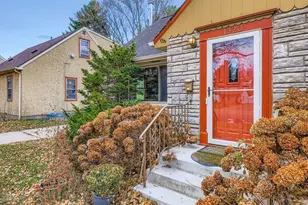 1920 Margaret St, Saint Paul, MN 55119 - Photo 4