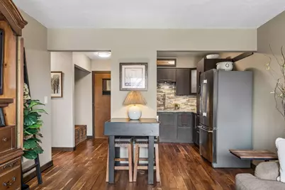 3155 Old Highway 8 #306, Roseville, MN 55418 - Photo 2