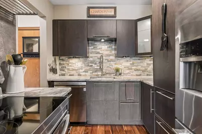 3155 Old Highway 8 #306, Roseville, MN 55418 - Photo 8