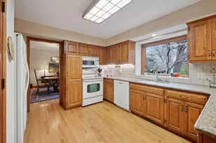 285 Wedgewood Ln N, Plymouth, MN 55441 - Photo 20