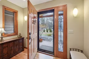 285 Wedgewood Ln N, Plymouth, MN 55441 - Photo 10