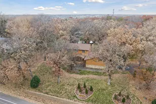 285 Wedgewood Ln N, Plymouth, MN 55441 - Photo 58