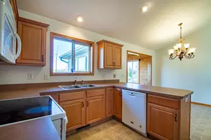 17708 311th Ct, Shafer, MN 55074 - Photo 10