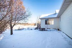17708 311th Ct, Shafer, MN 55074 - Photo 4