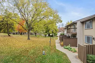 188 River Woods Ln, Burnsville, MN 55337 - Photo 42