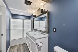 7436 West Cir NE, Fridley, MN 55432 - Photo 18