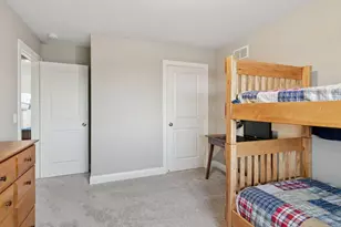 1437 Copper Hills Dr, Carver, MN 55315 - Photo 38