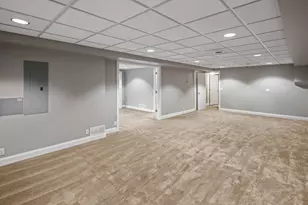 517 River Street St, Minneapolis, MN 55401 - Photo 40