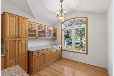 14606 Beverley Lane, Savage, MN 55378 - Photo 6