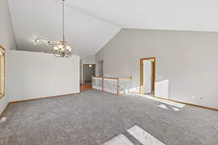 14606 Beverley Ln, Savage, MN 55378 - Photo 10