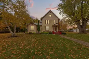 442 Cleveland Ave W, Winnebago, MN 56098 - Photo 2