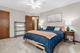 7672 13th St N, Oakdale, MN 55128 - Photo 12