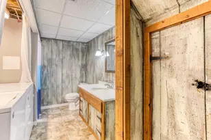 1355 Sycamore St, River Falls, WI 54022 - Photo 24