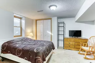 1355 Sycamore St, River Falls, WI 54022 - Photo 26