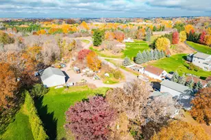 9225 Lake Blvd, Chisago City, MN 55013 - Photo 10