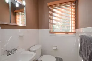 4131 Jersey Ave N, Crystal, MN 55427 - Photo 24