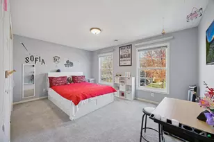 2814 Spy Glass Dr, Chaska, MN 55318 - Photo 14