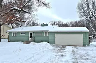 1789 Alameda St, Roseville, MN 55113 - Photo 1