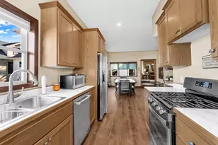 1163 Case Ave, Saint Paul, MN 55106 - Photo 10