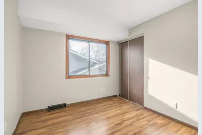 5331 70th Circle N, Brooklyn Center, MN 55429 - Photo 8