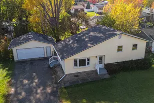 1339 19th St W, Hastings, MN 55033 - Photo 1