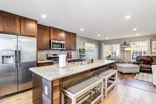 695 Eagle Ct, Lino Lakes, MN 55014 - Photo 2