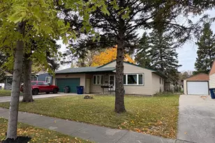 1515 19 1/2 Street S, Moorhead, MN 56560 - Photo 1