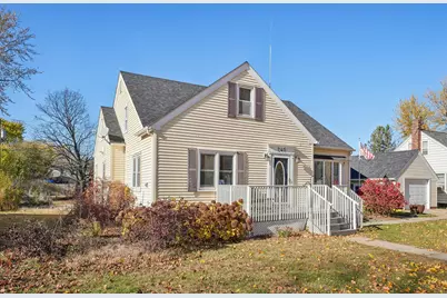 240 S Meridian Street, Belle Plaine, MN 56011 - Photo 2