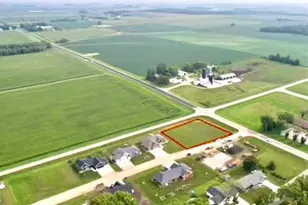 406 Vangsness St, Adams, MN 55909 - Photo 1