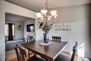 348 Columbine Ln, Shakopee, MN 55379 - Photo 8