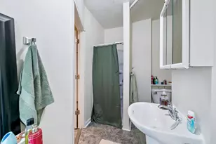 893 Jenks Ave, Saint Paul, MN 55106 - Photo 16