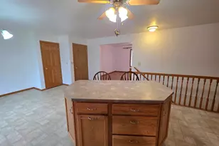 305 Rock River Dr, Edgerton, MN 56128 - Photo 10