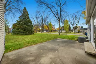 1720 12th St S, Moorhead, MN 56560 - Photo 22