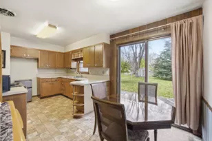 1720 12th St S, Moorhead, MN 56560 - Photo 8