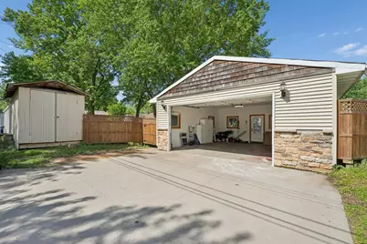 113 Van Buren Avenue S, Hopkins, MN 55343 - Photo 30