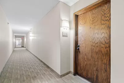 205 Barry Avenue S #114, Wayzata, MN 55391 - Photo 6