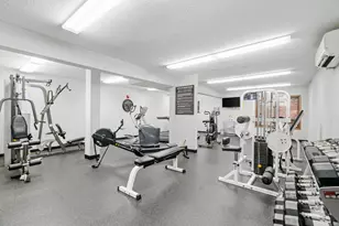 205 Barry Ave S, Wayzata, MN 55391 - Photo 26