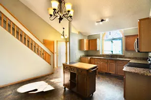 1017 Larch St, Farmington, MN 55024 - Photo 4