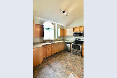 1017 Larch Street, Farmington, MN 55024 - Photo 2