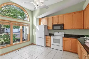 801 Southcross Dr E, Burnsville, MN 55306 - Photo 6