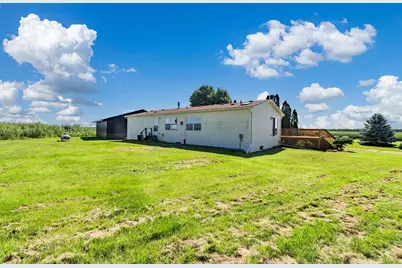 755 240th Avenue SW, Appleton, MN 56208 - Photo 36