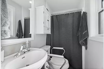 957 Miles Drive, Worthington, MN 56187 - Photo 22