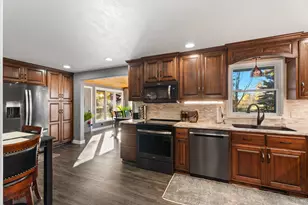 957 Miles Dr, Worthington, MN 56187 - Photo 16