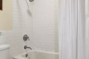 214 4th St E, Saint Paul, MN 55101 - Photo 12