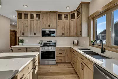 1317 Iris Lane, Saint Joseph, MN 56374 - Photo 6