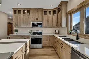 1317 Iris Ln, Saint Joseph, MN 56374 - Photo 6