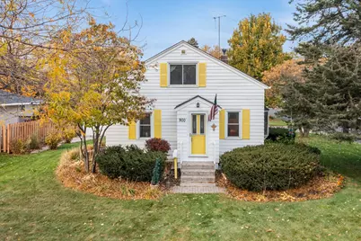 900 3rd Street W, Hastings, MN 55033 - Photo 2