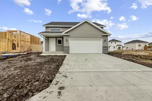 3755 19th St S, Moorhead, MN 56560 - Photo 2
